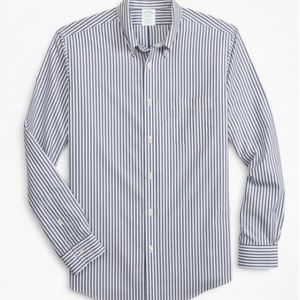 Brooks Brothers Stretch Milano Slim-Fit Non-Iron Navy Candy Stripe Size 15 Neck